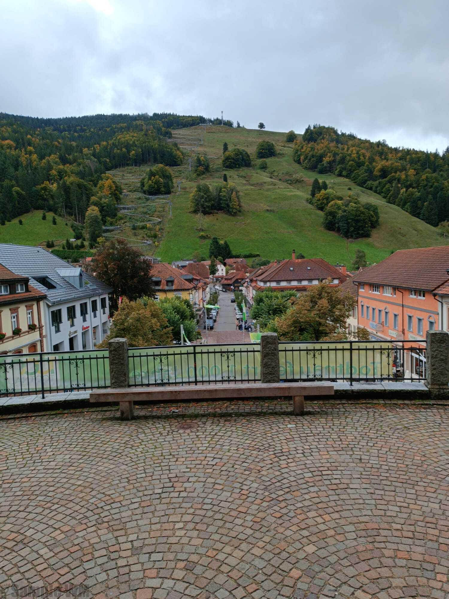 103.jpg