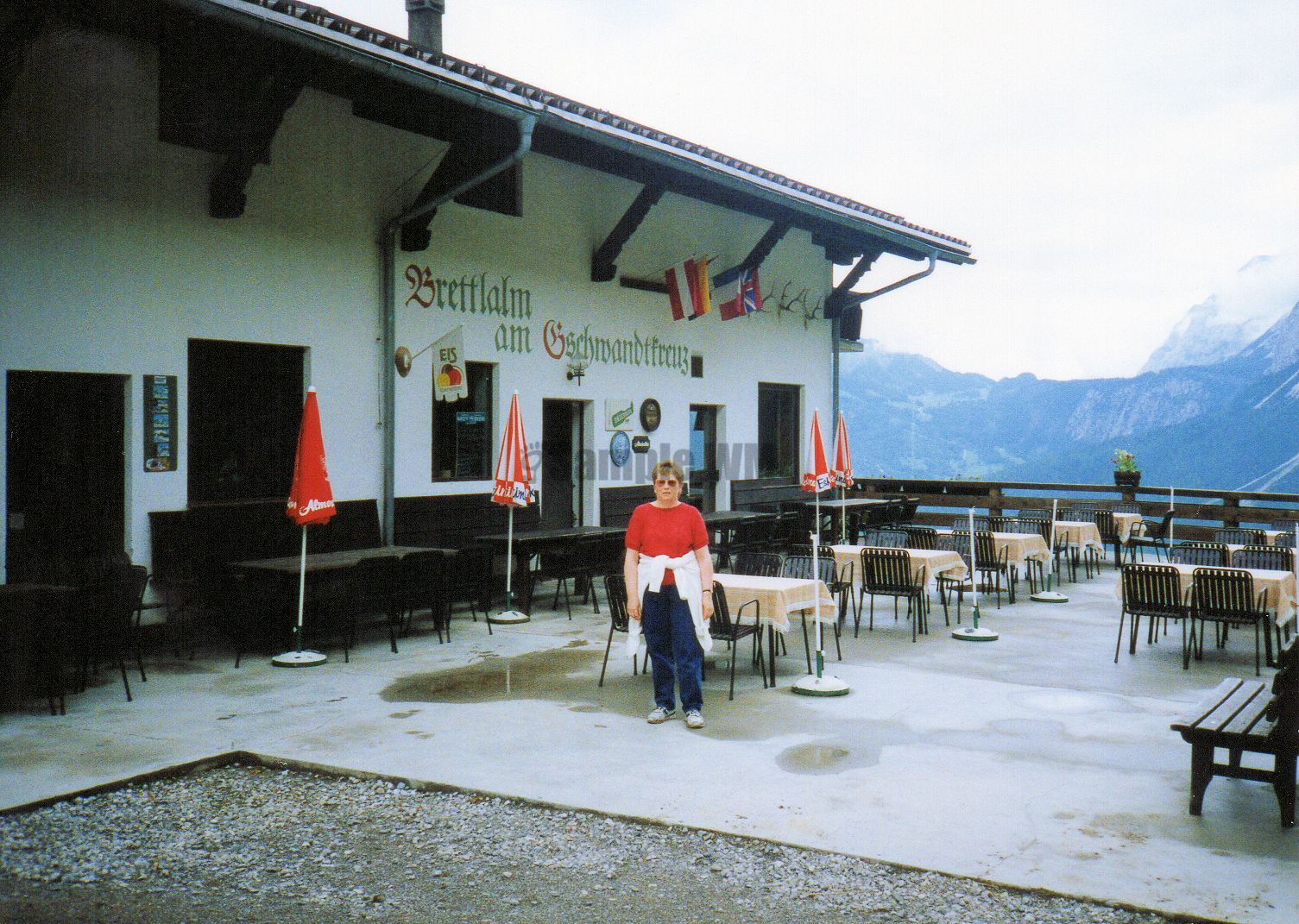 021.jpg