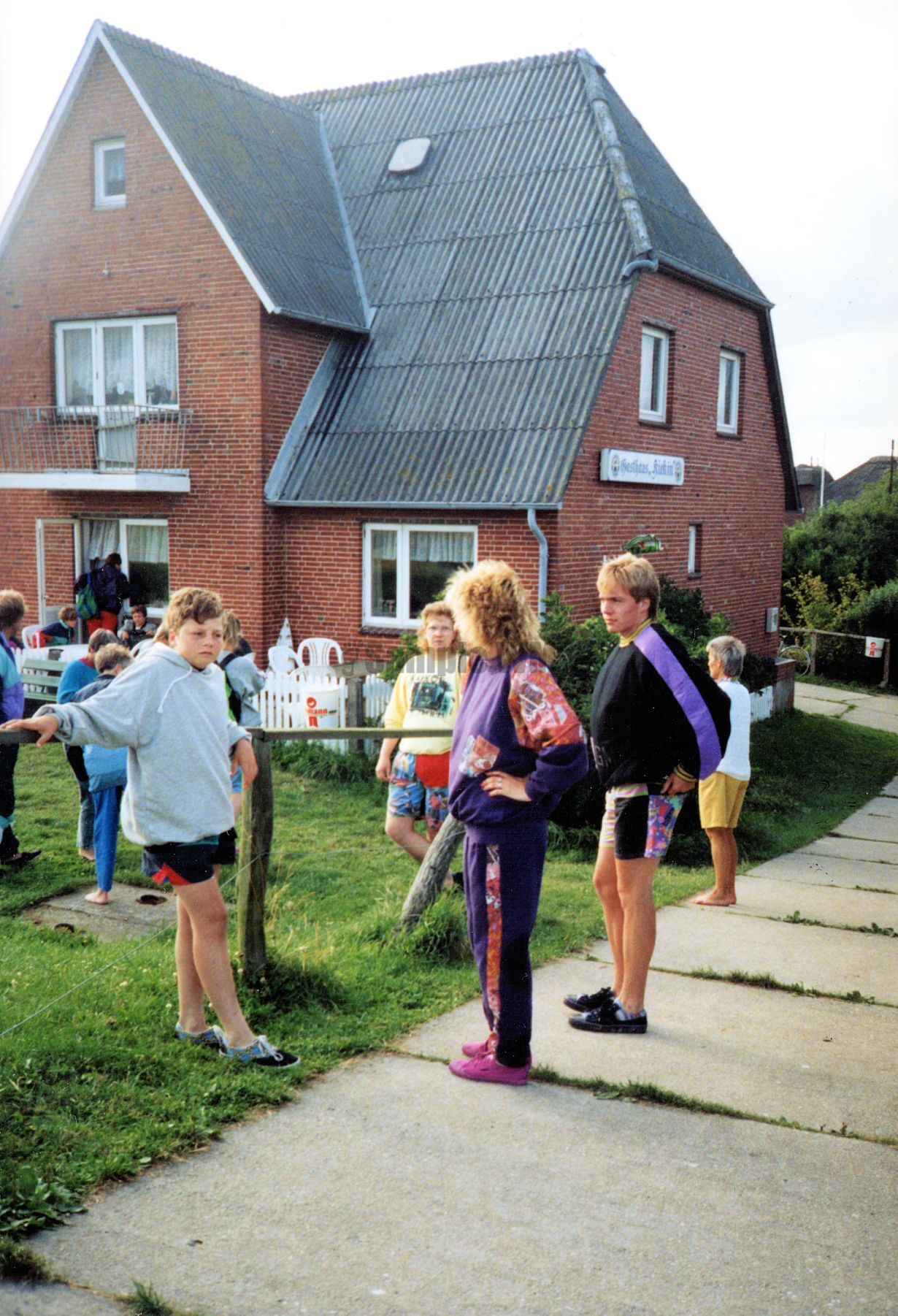 010.jpg