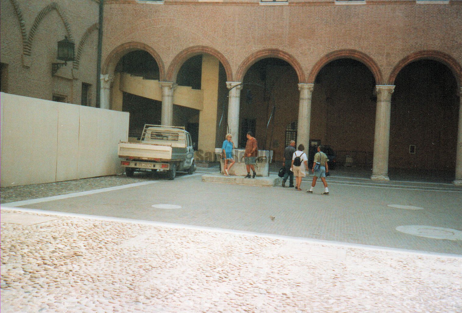 Image2.jpg