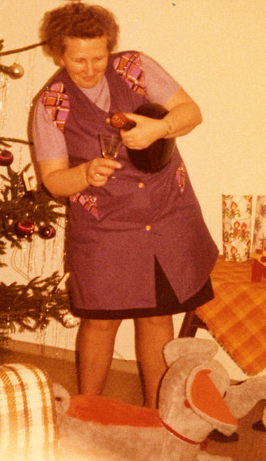 oma_tscharske.jpg